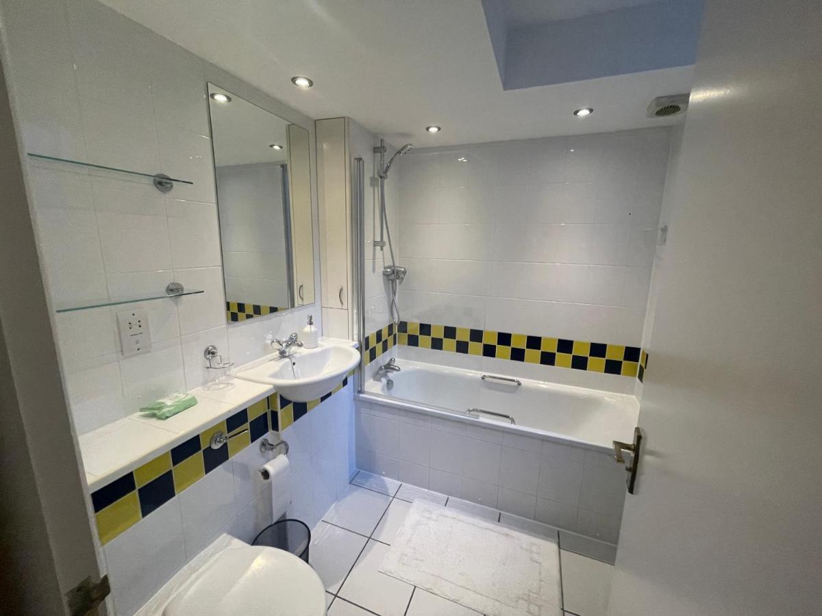 Appartamento Tower Bridge City Haven King En-suite With Parking *